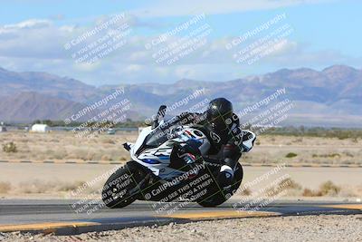 media/Feb-04-2024-SoCal Trackdays (Sun) [[91d6515b1d]]/7-Turn 9 Inside (1140am)/